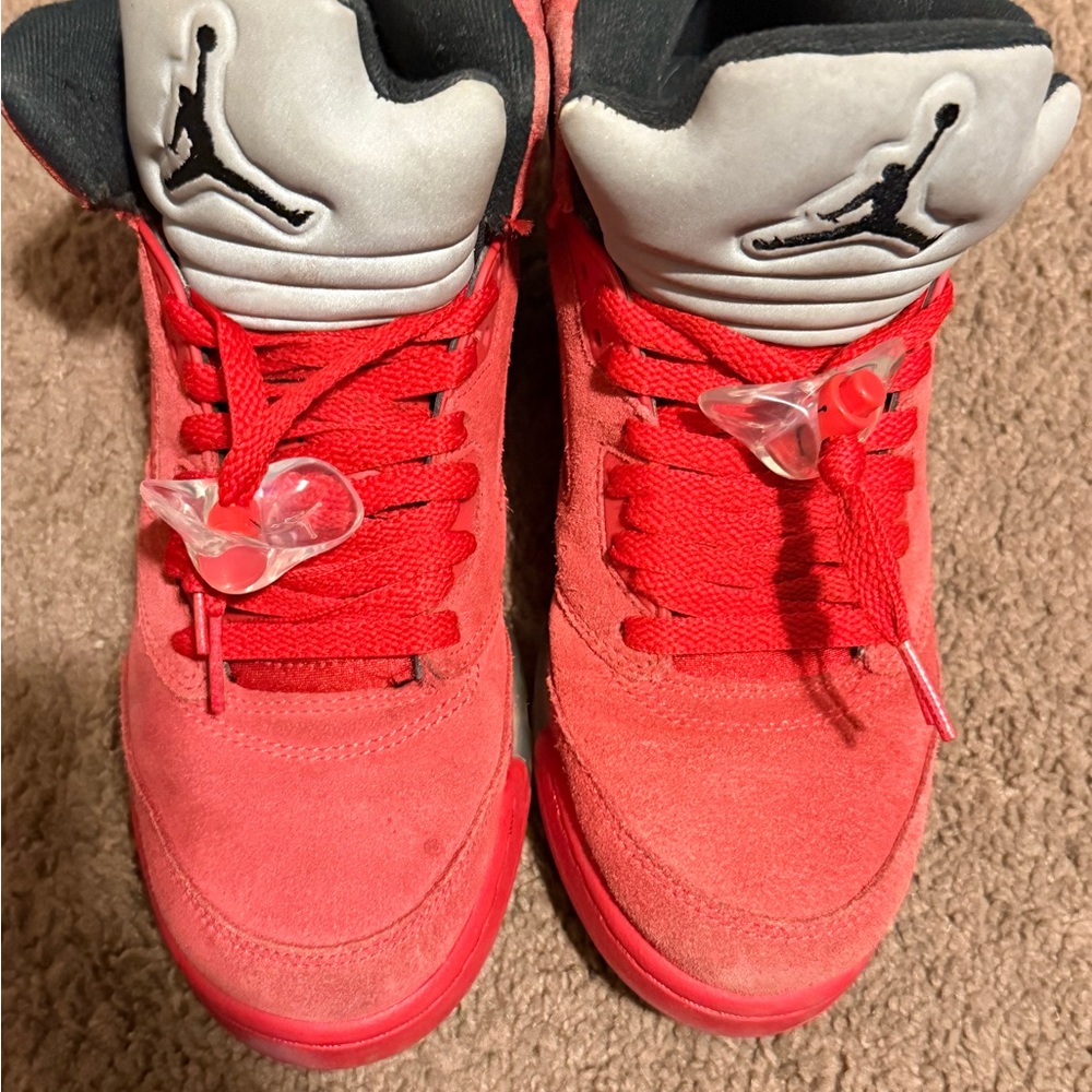 Air Jordan 5 retro red Mens size 7y